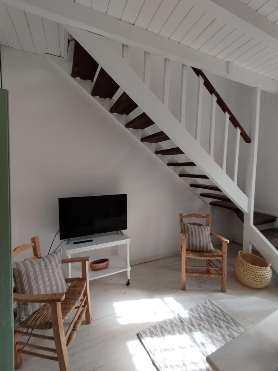 Communal lounge/ TV room, Living room