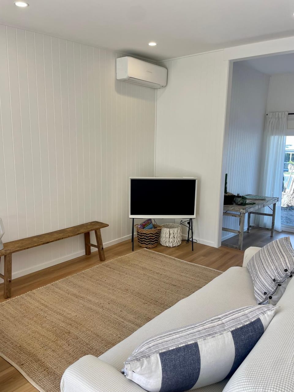 The Art Gallery Boreen Point Apartment in Noosa Shire