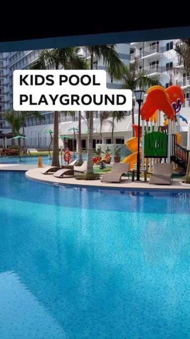 SHELL RESIDENCE C22 Shortwalk MOA Balcony poolview Apartment in Pasay