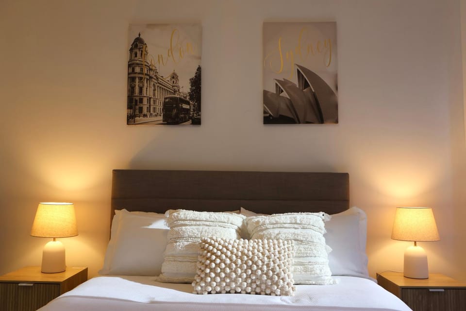 Darling Escape - Pyrmont 2BR Apartment w Parking Apartment in Sydney