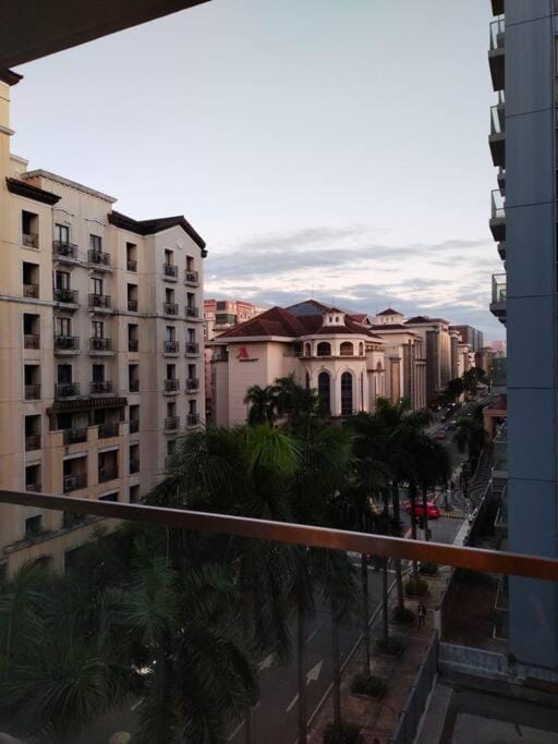 Modern Condo Infront of NAIA T3 (Virluxe Suites) Apartment in Pasay