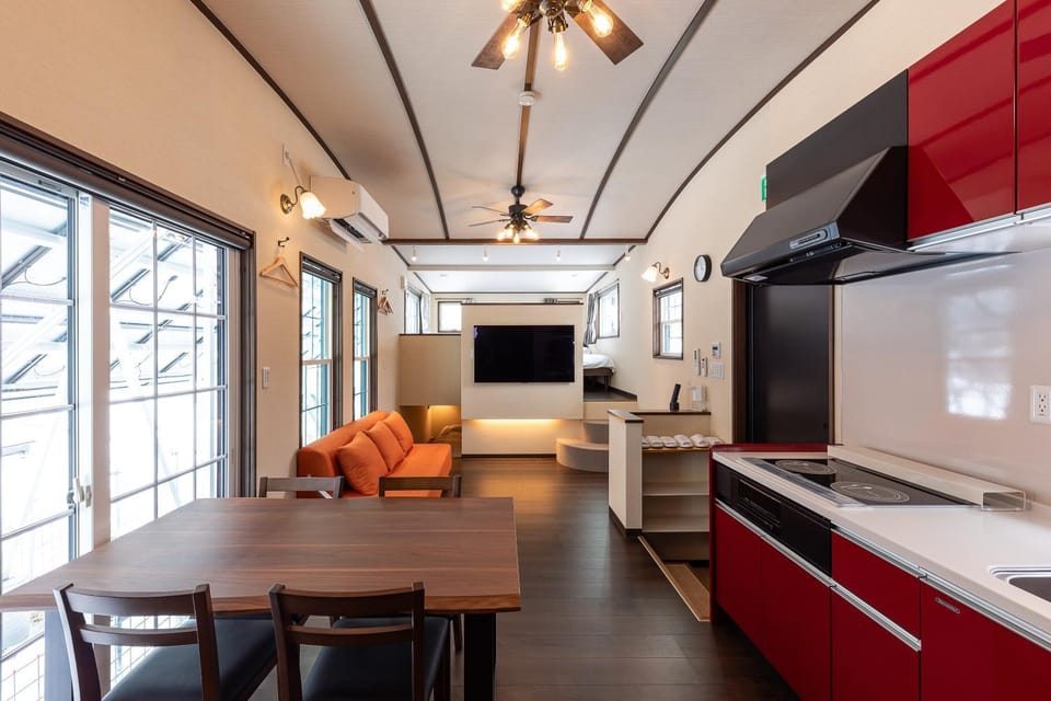Living room, Dining area