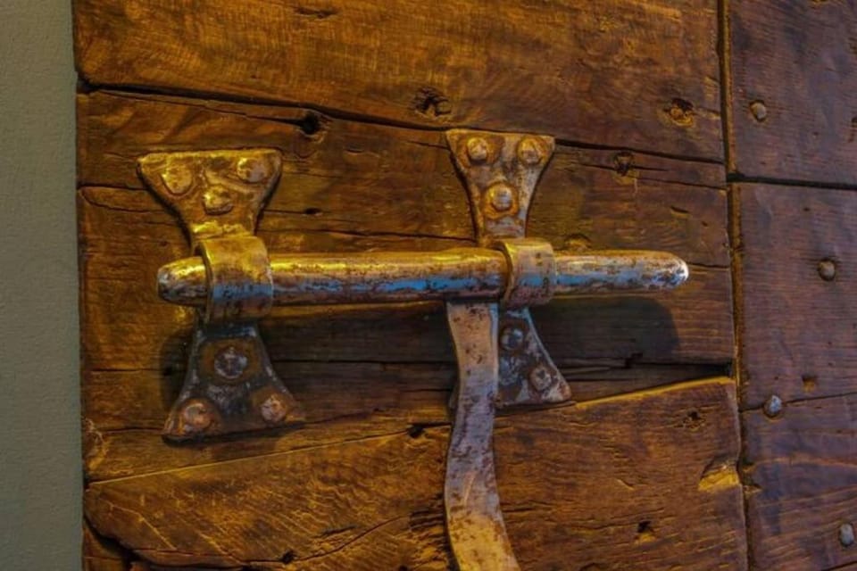 Decorative detail