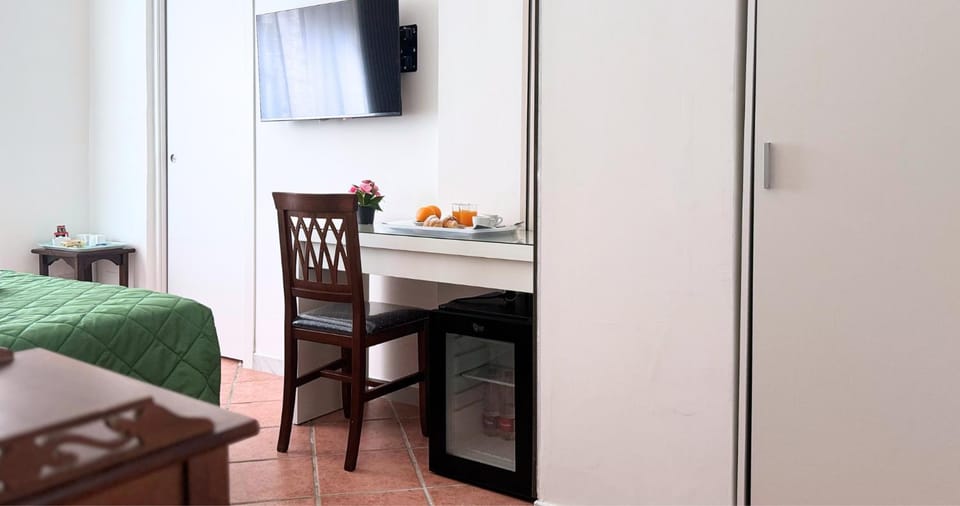 Bed, TV and multimedia