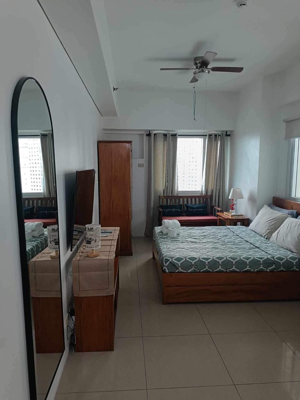 Avery Condo Suite at the Beacon Makati Apartment hotel in Pasay