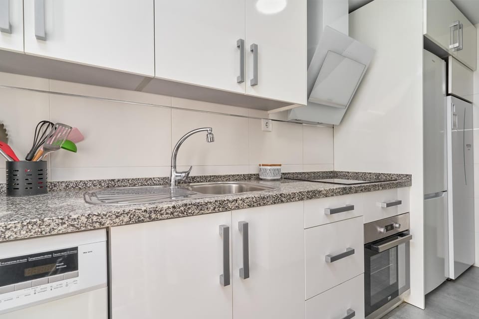 Kitchen or kitchenette, Living room