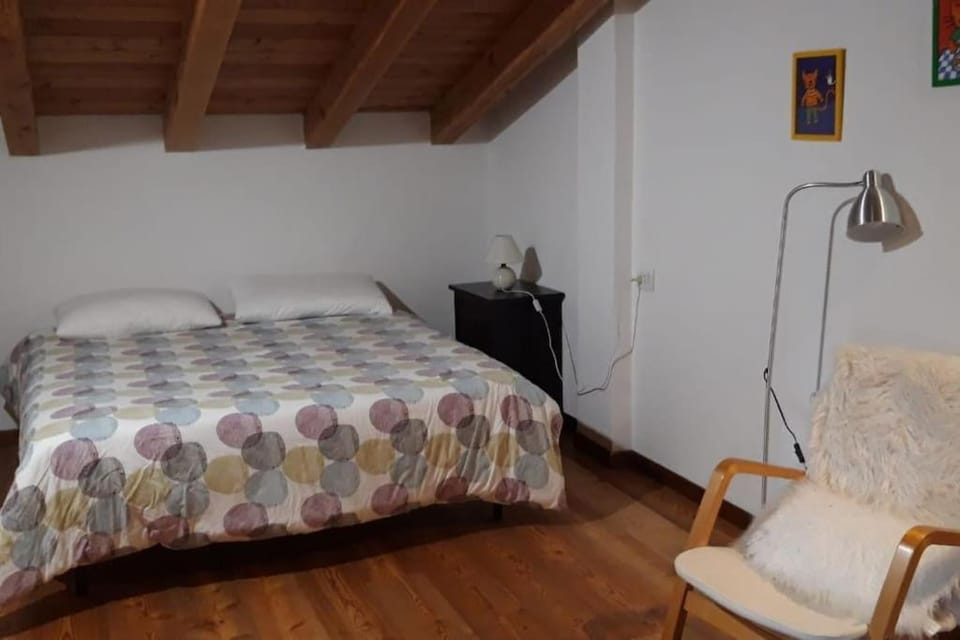 Casa San Luigi con piscina House in Colico