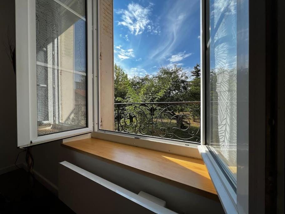 Natural landscape, View (from property/room)