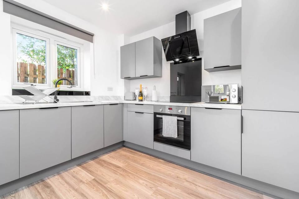 Kitchen or kitchenette, minibar, pet friendly, stove