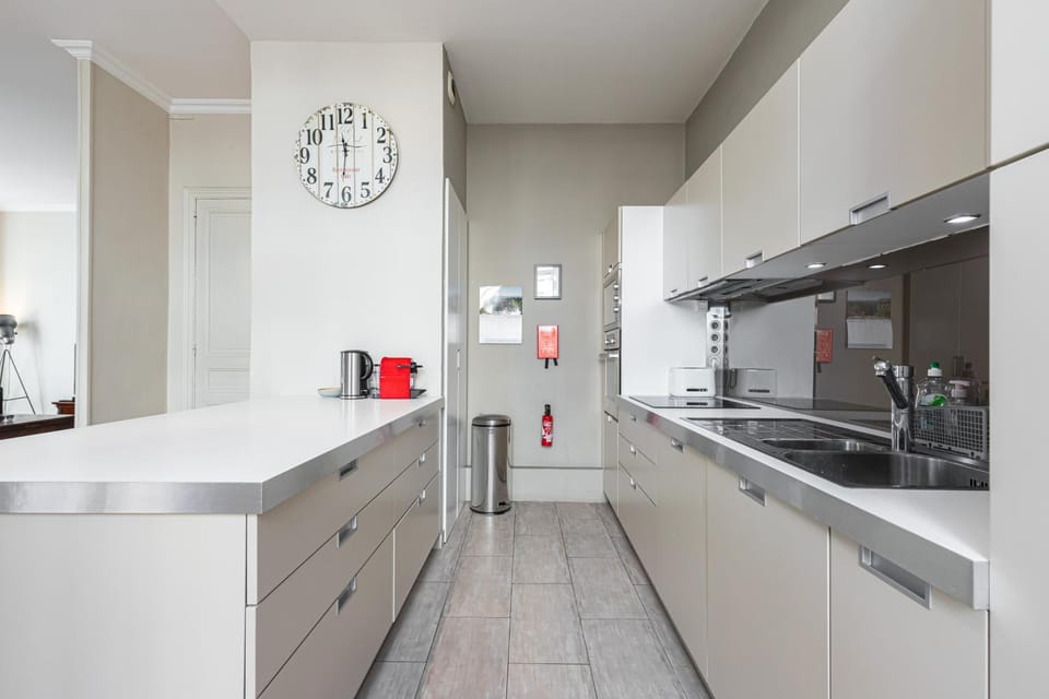 Coffee/tea facilities, Kitchen or kitchenette, dishwasher, minibar, pet friendly