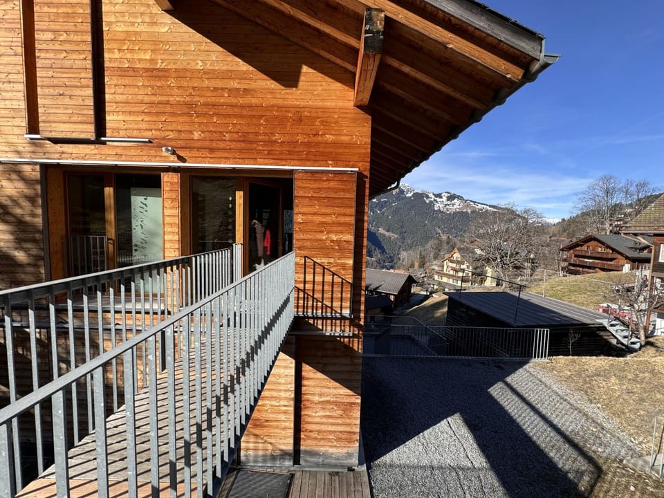 Chalet Roossi 4 Apartment in Lauterbrunnen