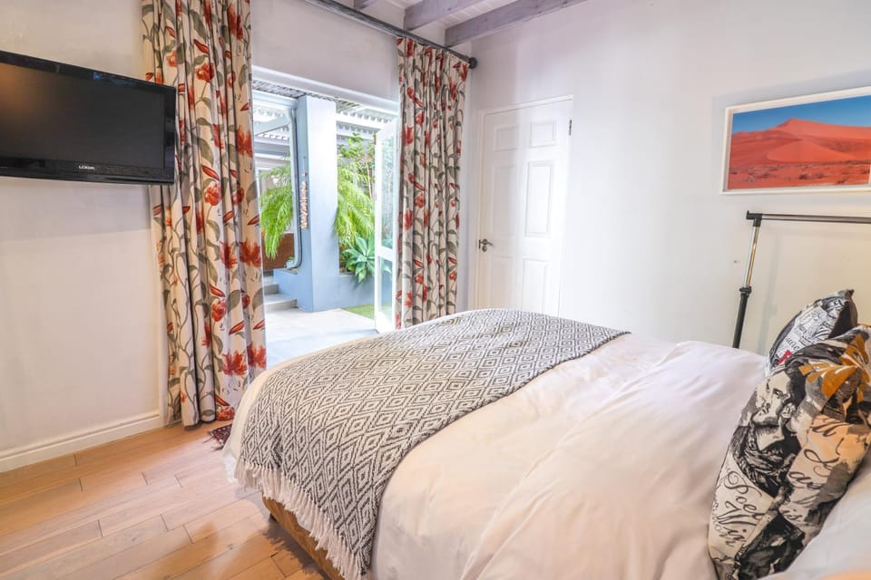 Whale cottage with airconditioning Apartment in Hermanus