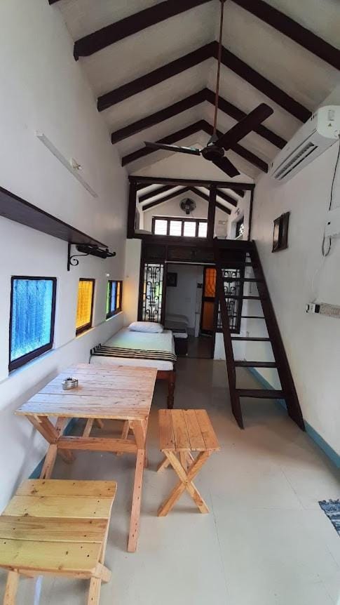 TV and multimedia, Dining area