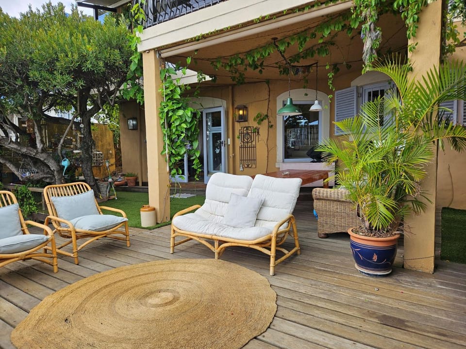 Garden, Balcony/Terrace