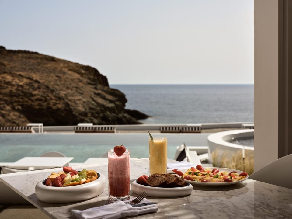 Food and drinks, Food, Sea view, Breakfast