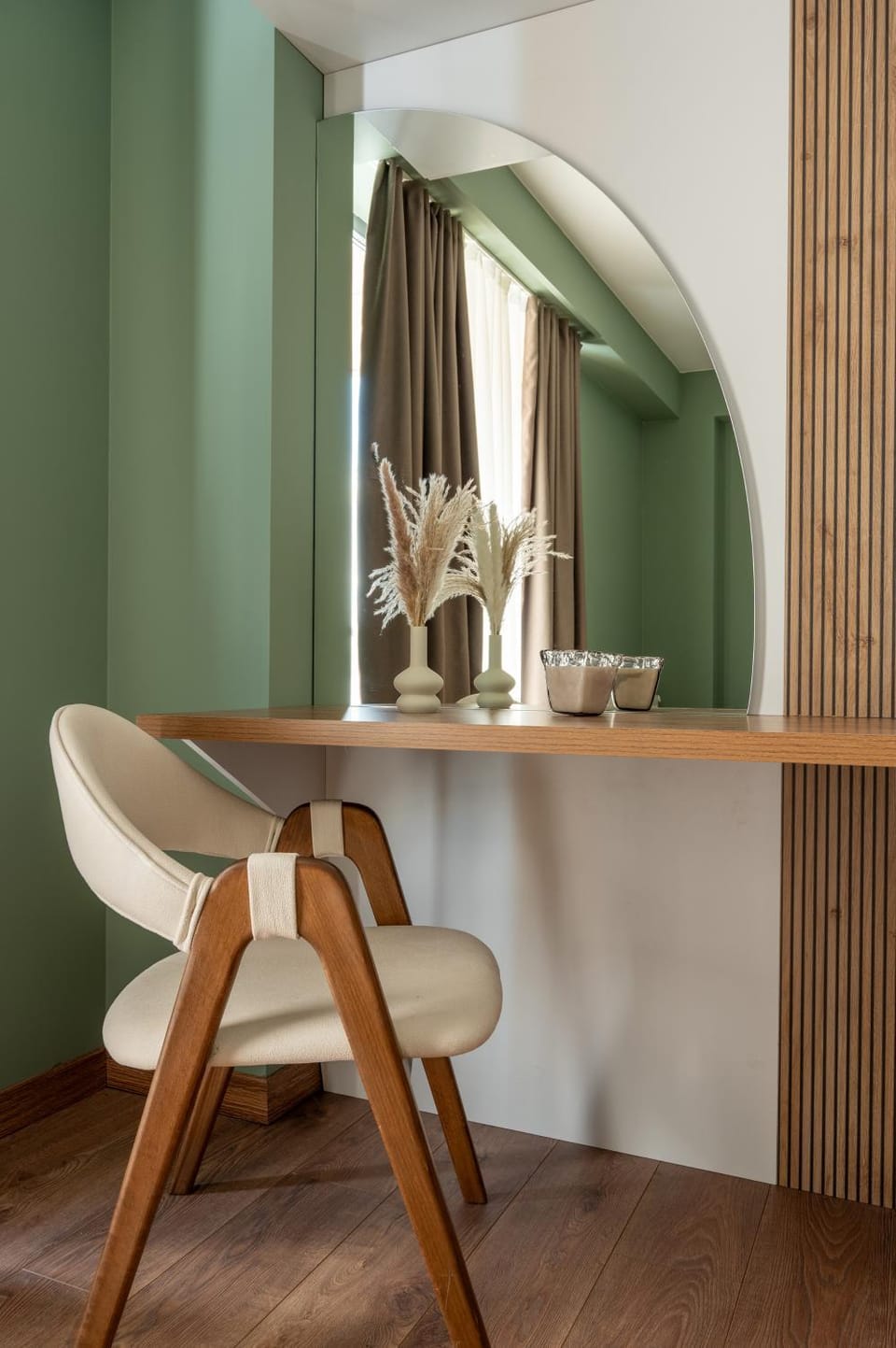 Bedroom, furniture