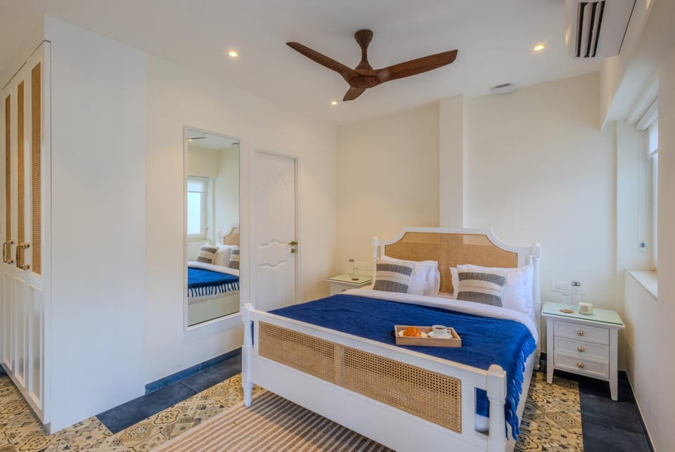 Bed, Photo of the whole room, Bedroom, air conditioner