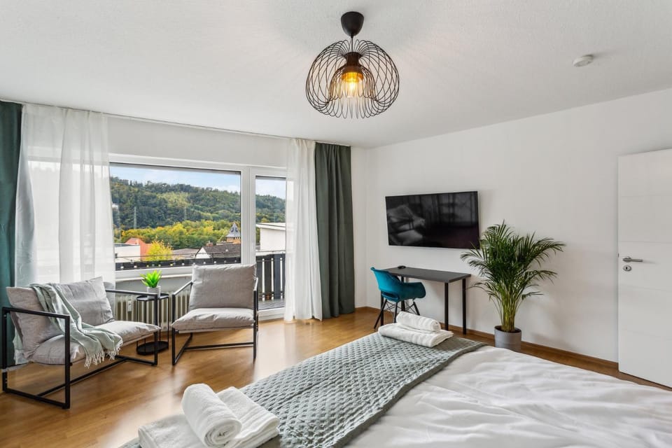 Bed, Living room, Photo of the whole room, Seating area, Bedroom