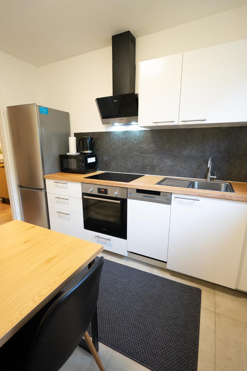 Kitchen or kitchenette, Dining area, dishwasher, oven, stove