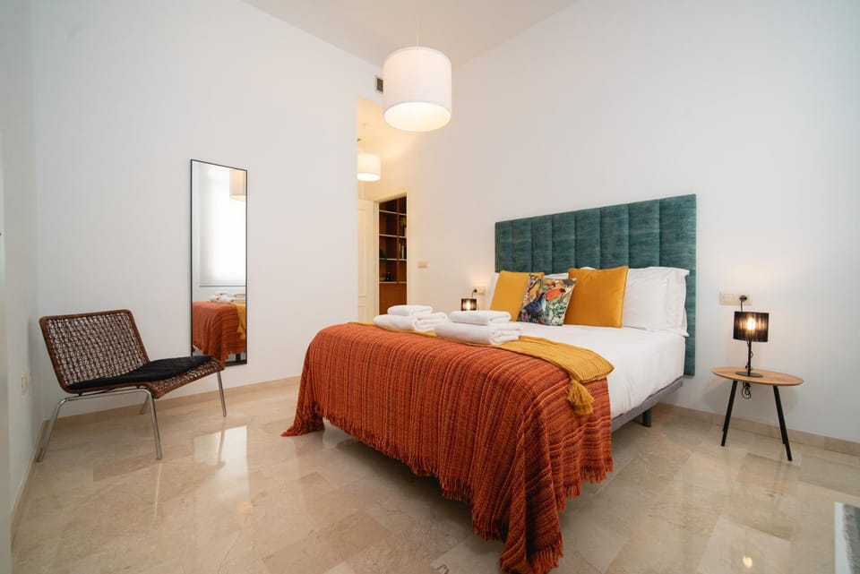 Bed, Bedroom