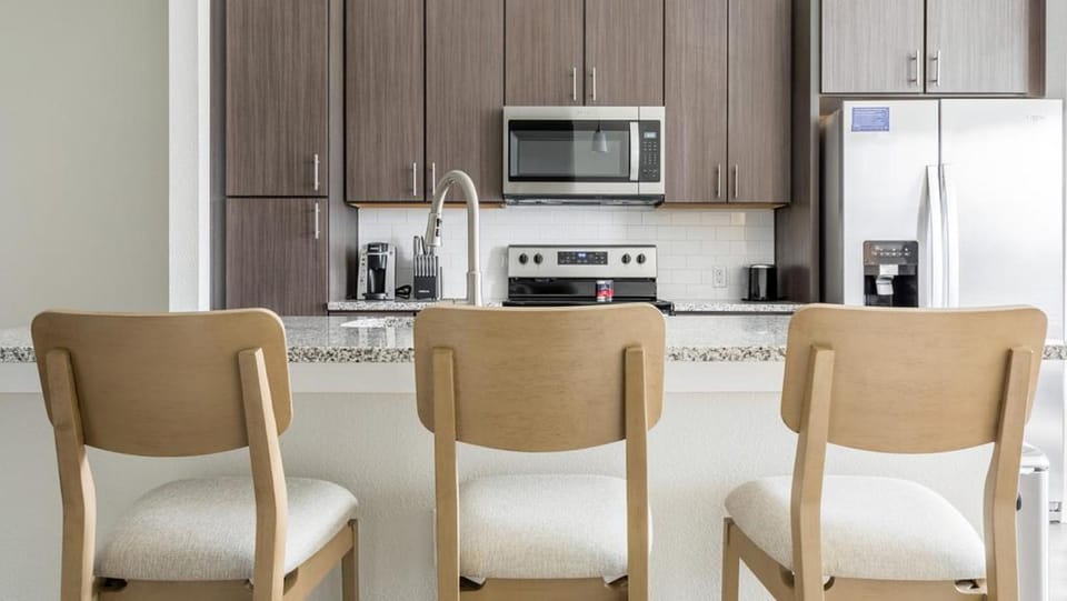 Landing Modern Apartment with Amazing Amenities (ID3827X51) Apartment in Jacksonville