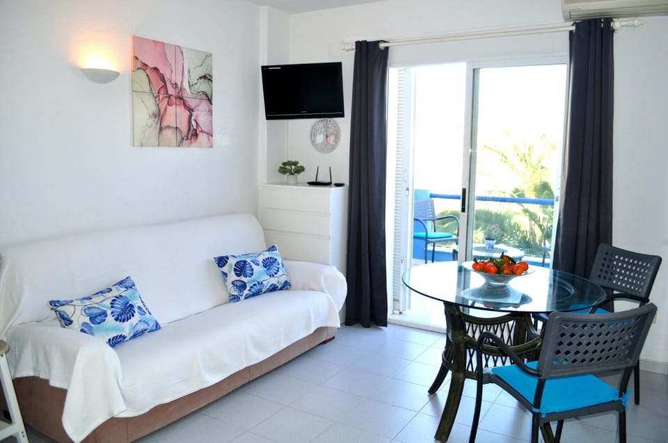 Cala Blanca Studio, by Bookindenia Apartment in Marina Alta