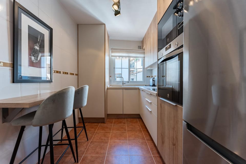Property building, Kitchen or kitchenette, Living room