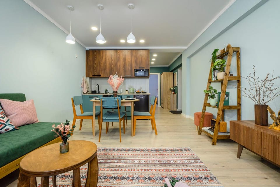 Kitchen or kitchenette, Living room, Dining area