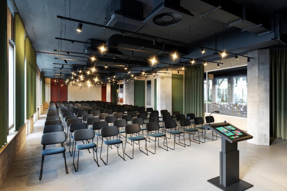 Meeting/conference room