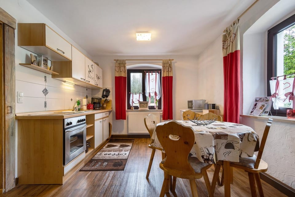 Property building, Kitchen or kitchenette, Living room