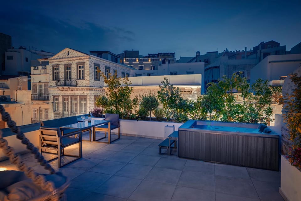 Ninemian Suites Syros Bed and Breakfast in Decentralized Administration of the Aegean