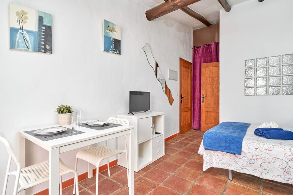 Property building, Living room, Bedroom