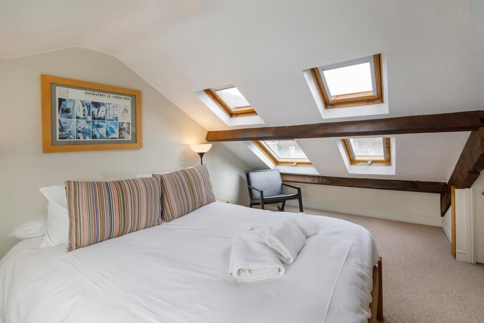 Minster House - Group Hot Tub House in York