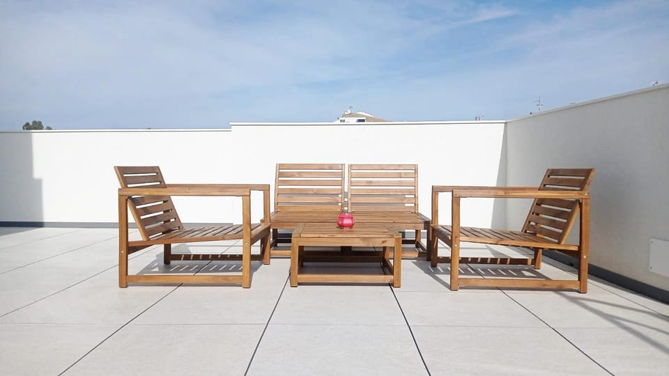 Day, Balcony/Terrace