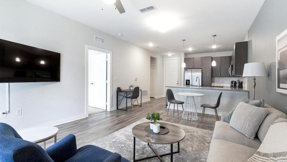 Landing Modern Apartment with Amazing Amenities (ID2164X67) Apartment in Jacksonville