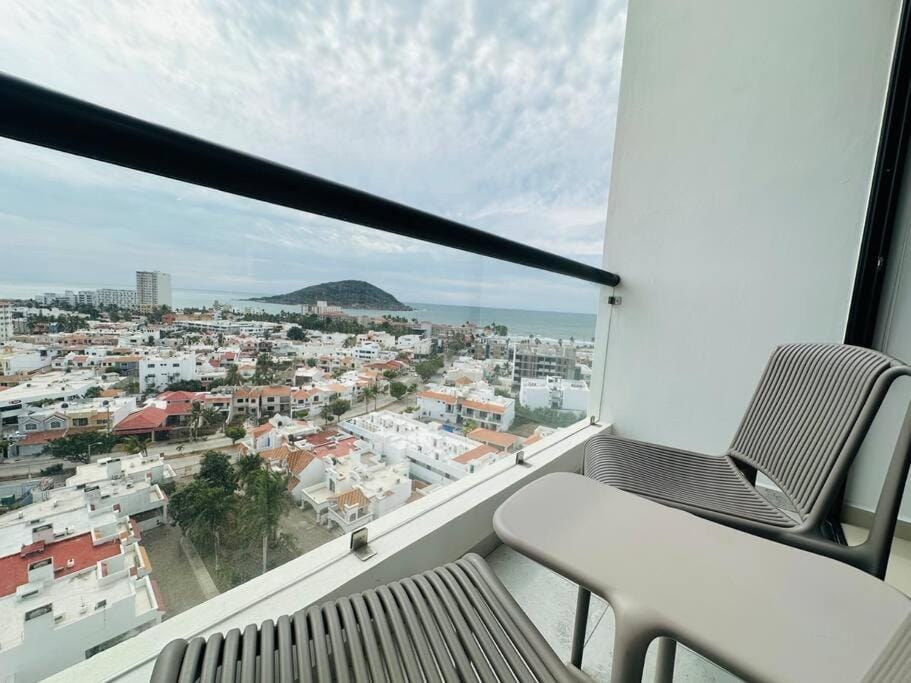 Ferrara Mazatlan cerca Del Mar Apartment in Mazatlan