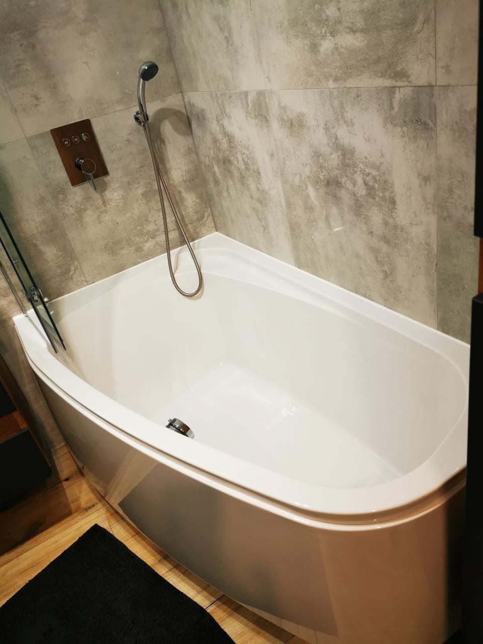Bathroom, Bath