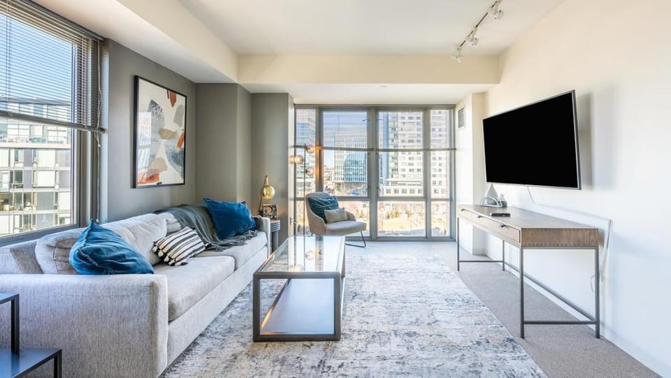 Landing Modern Apartment with Amazing Amenities (ID347) Apartment in Charlestown