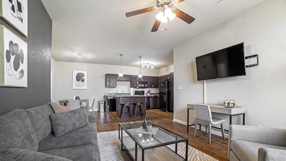 Landing Modern Apartment with Amazing Amenities (ID4961X13) Apartment in Lexington