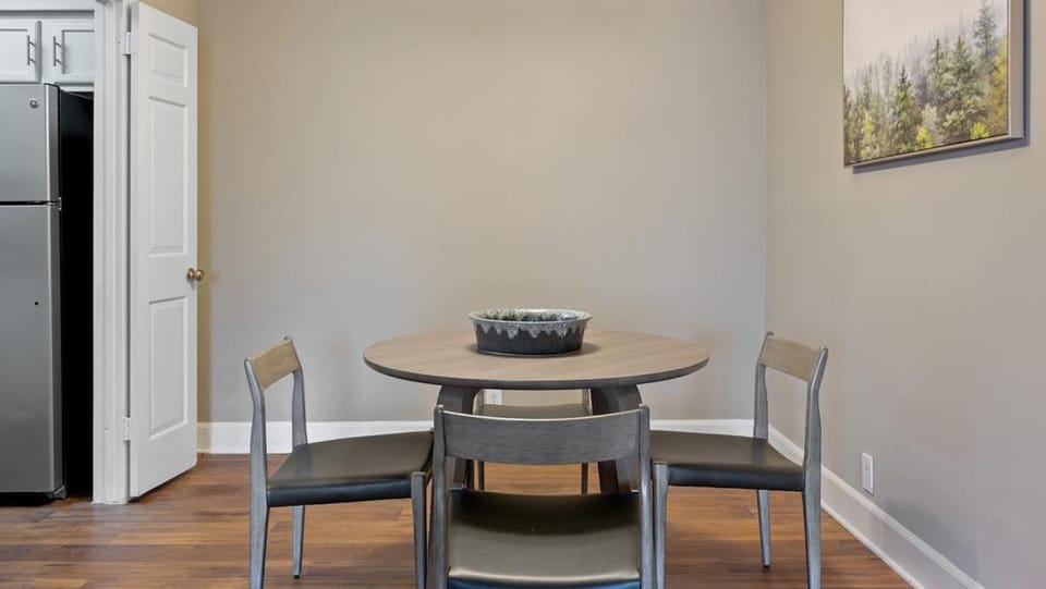 Landing Modern Apartment with Amazing Amenities (ID2690X00) Apartment in Nashville