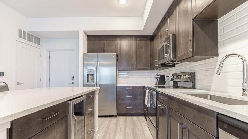 Landing Modern Apartment with Amazing Amenities (ID7569X30) Apartment in Fort Myers