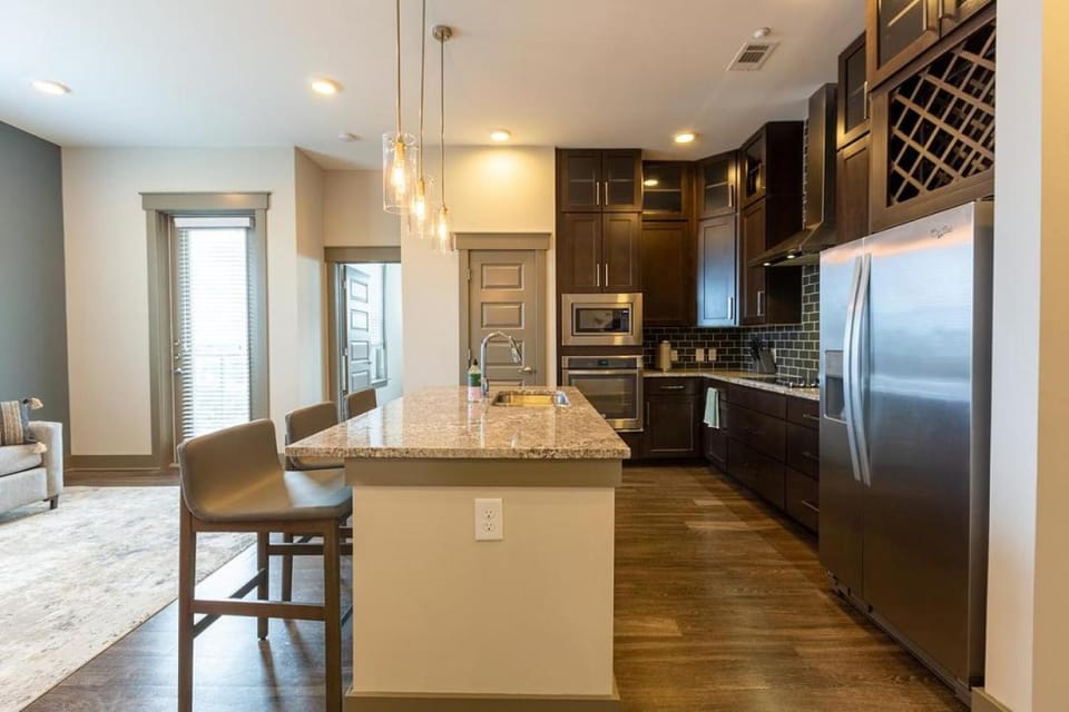 Landing Modern Apartment with Amazing Amenities (ID917) Apartment in Dallas
