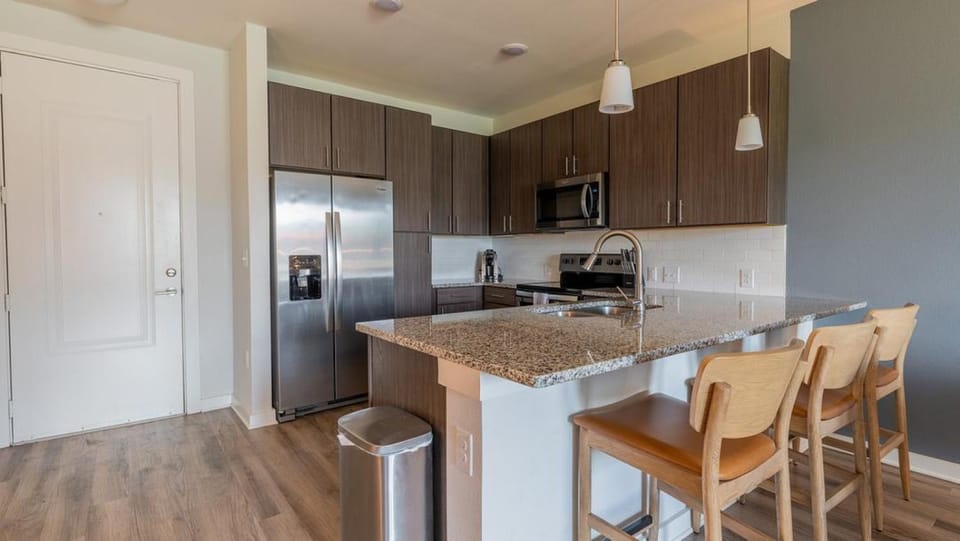 Landing Modern Apartment with Amazing Amenities (ID2164X37) Apartment in Jacksonville
