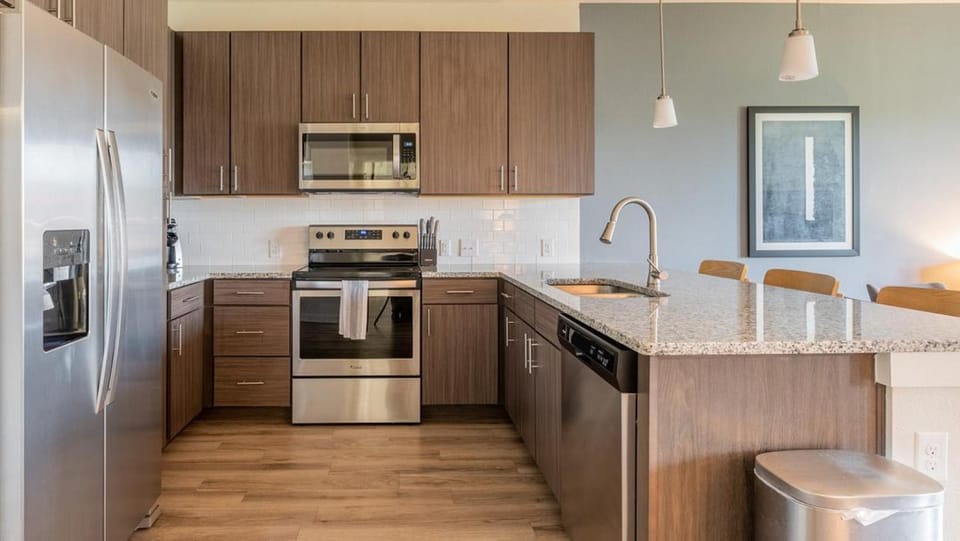 Landing Modern Apartment with Amazing Amenities (ID2164X37) Apartment in Jacksonville