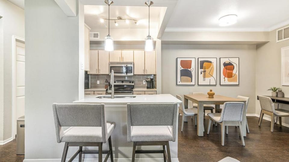 Landing Modern Apartment with Amazing Amenities (ID2871X49) Apartment in Carrollton