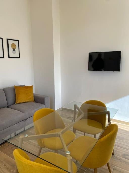 Communal lounge/ TV room, Living room