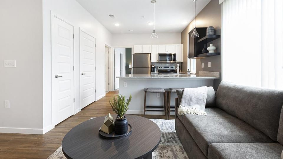 Landing Modern Apartment with Amazing Amenities (ID9448X41) Apartment in Ohio