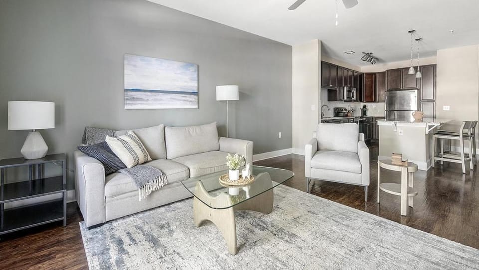 Landing Modern Apartment with Amazing Amenities (ID7828) Apartment in Raleigh