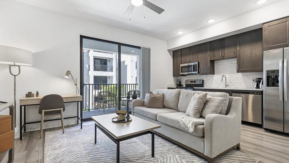Landing Modern Apartment with Amazing Amenities (ID7588X22) Apartment in Fort Myers