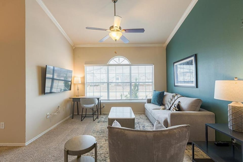 Landing Modern Apartment with Amazing Amenities (ID3763X8) Apartment in Plano